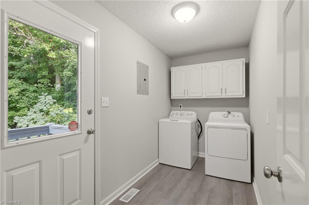 407 Lassiter Drive Property Photo 26