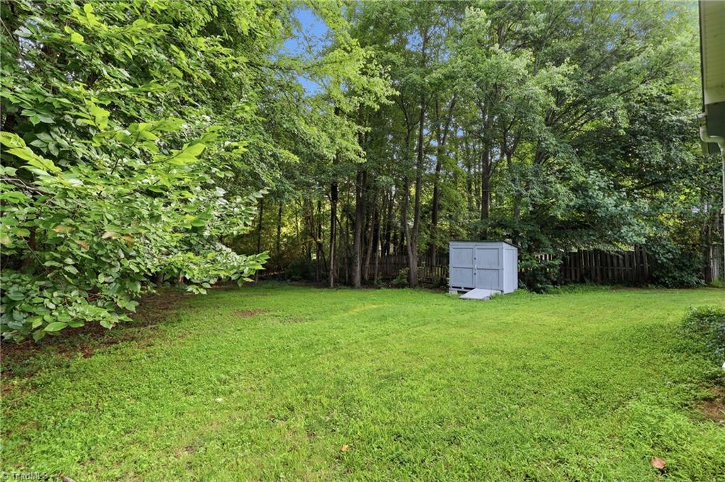 407 Lassiter Drive Property Photo 27
