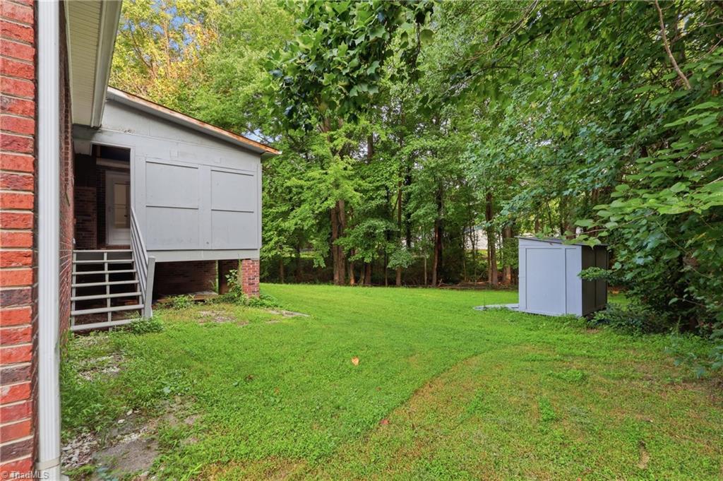 407 Lassiter Drive Property Photo 29