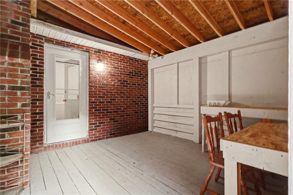 407 Lassiter Drive Property Photo 31
