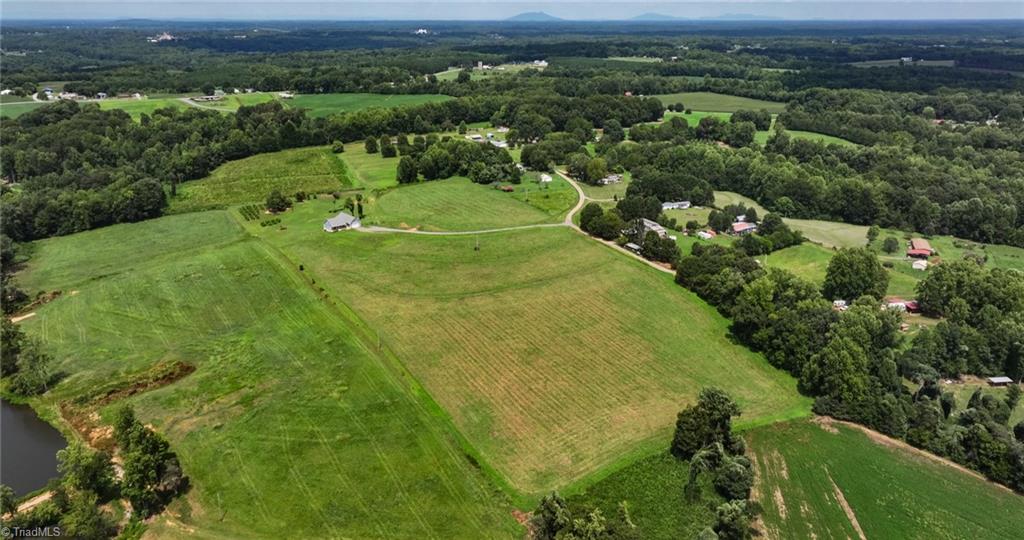 1140 Henry Cranfill Road Property Photo 6