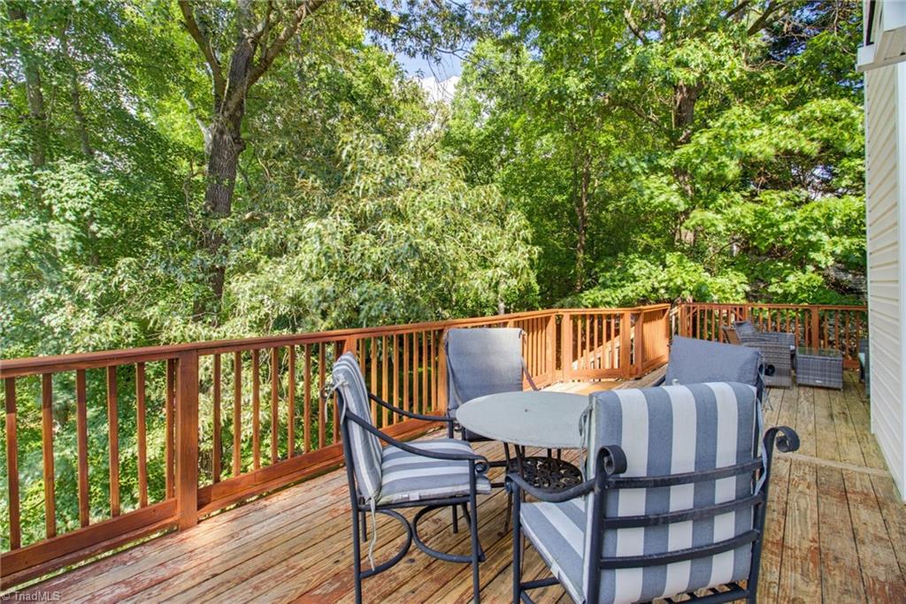 3913 Landover Drive Property Photo 26