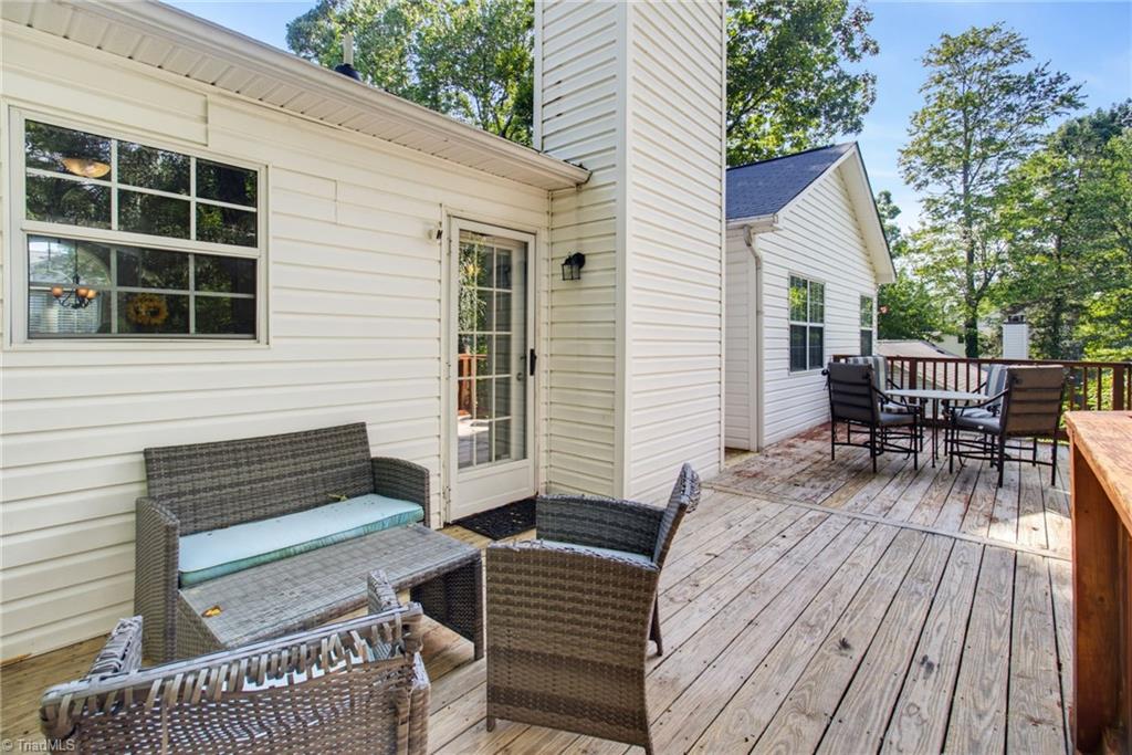 3913 Landover Drive Property Photo 27