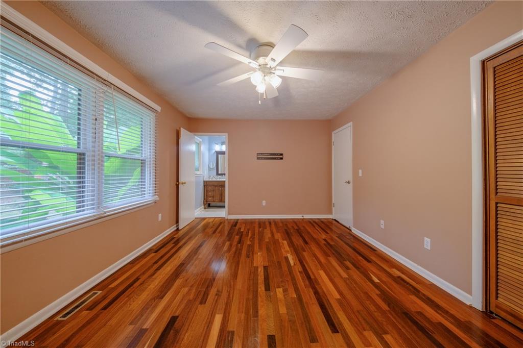 1121 Century Park Avenue Property Photo 19