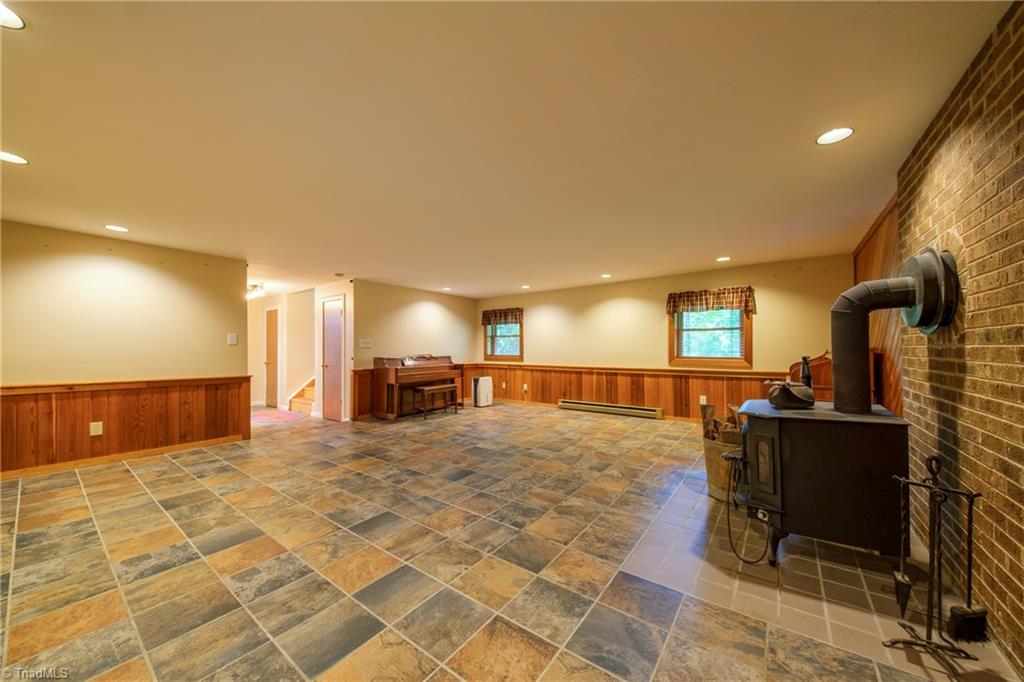 1121 Century Park Avenue Property Photo 29