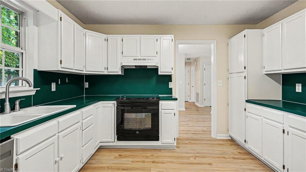 85 Lowery Drive Property Photo 14