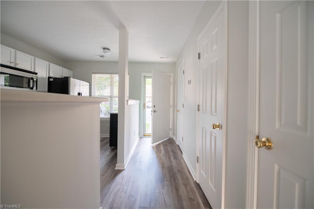 1024 Oak Blossom Way Property Photo 10