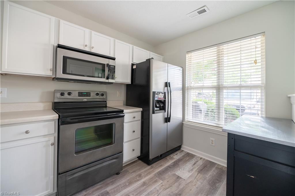 1024 Oak Blossom Way Property Photo 12