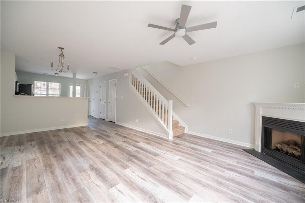 1024 Oak Blossom Way Property Photo 17