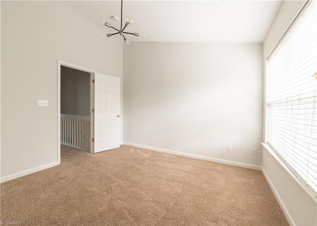 1024 Oak Blossom Way Property Photo 30
