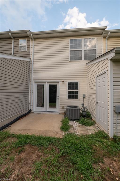 1024 Oak Blossom Way Property Photo 35