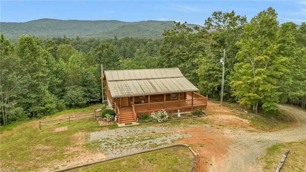 1070 Kindle Creek Drive Property Photo 1