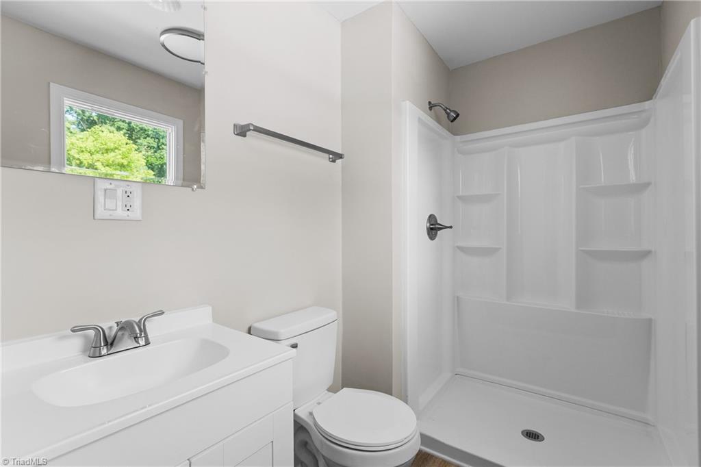 1011 Rising Sun Drive Property Photo 6