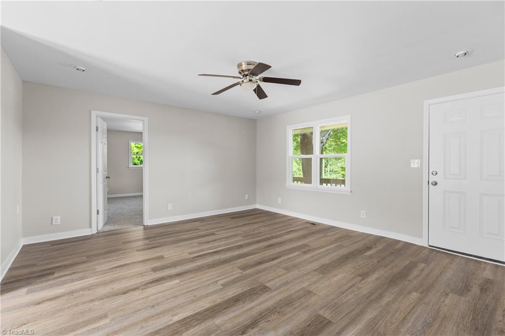 1011 Rising Sun Drive Property Photo 12