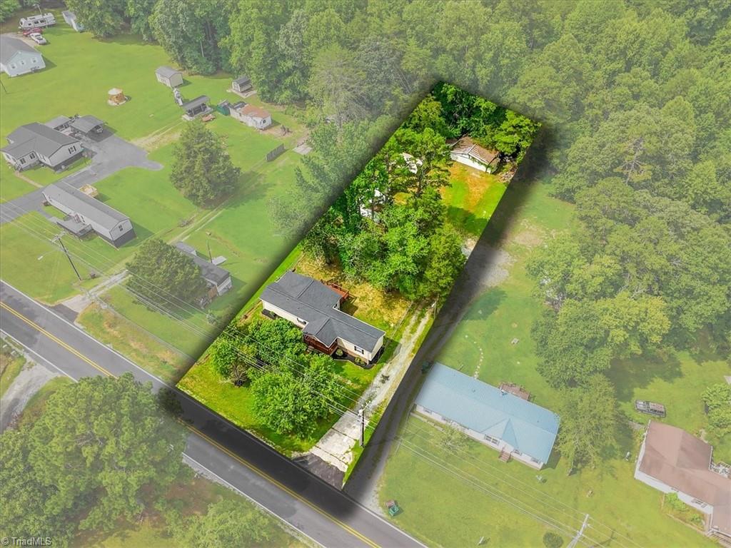 3673 Meadowbrook Drive Property Photo 3