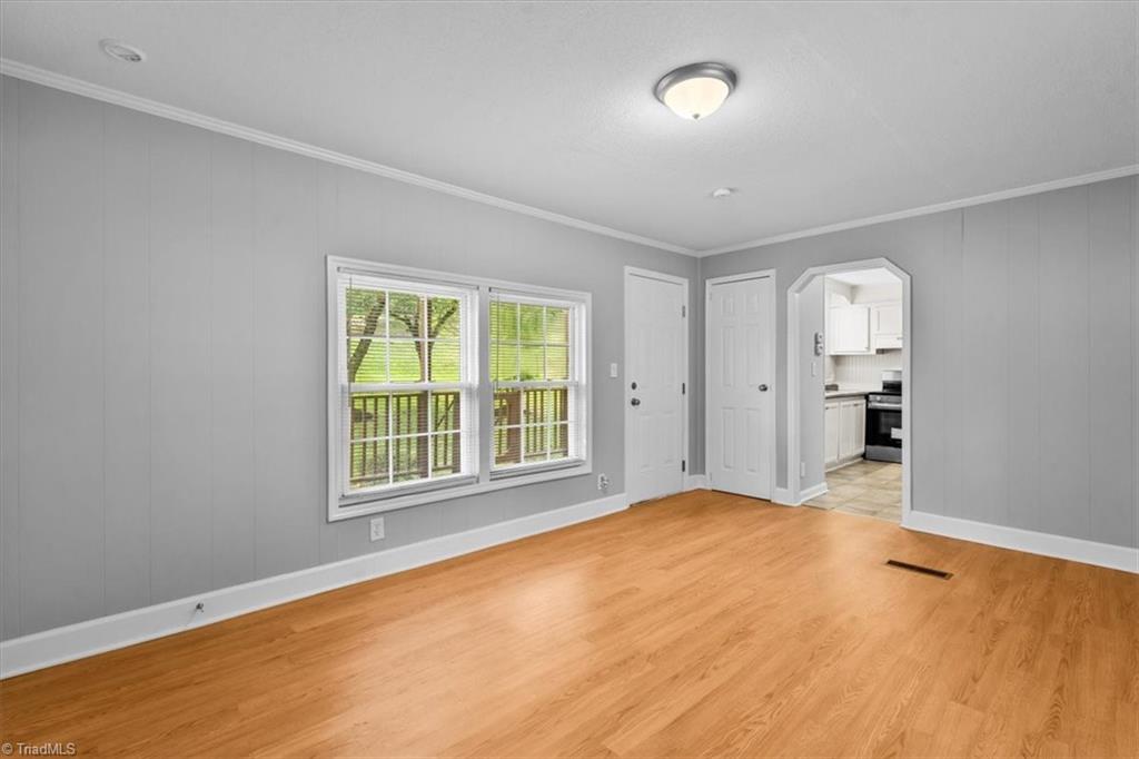 3673 Meadowbrook Drive Property Photo 6