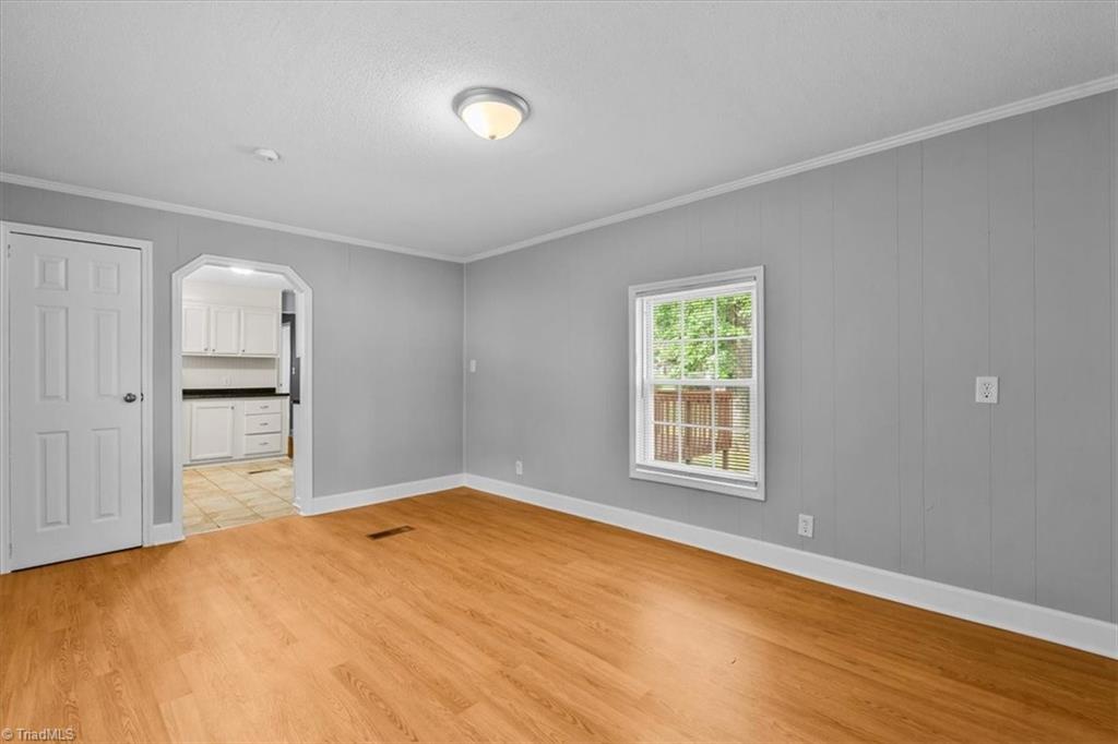 3673 Meadowbrook Drive Property Photo 7
