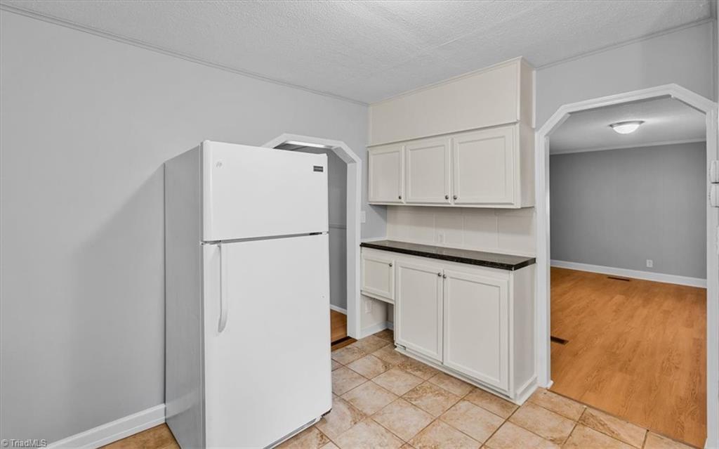 3673 Meadowbrook Drive Property Photo 13
