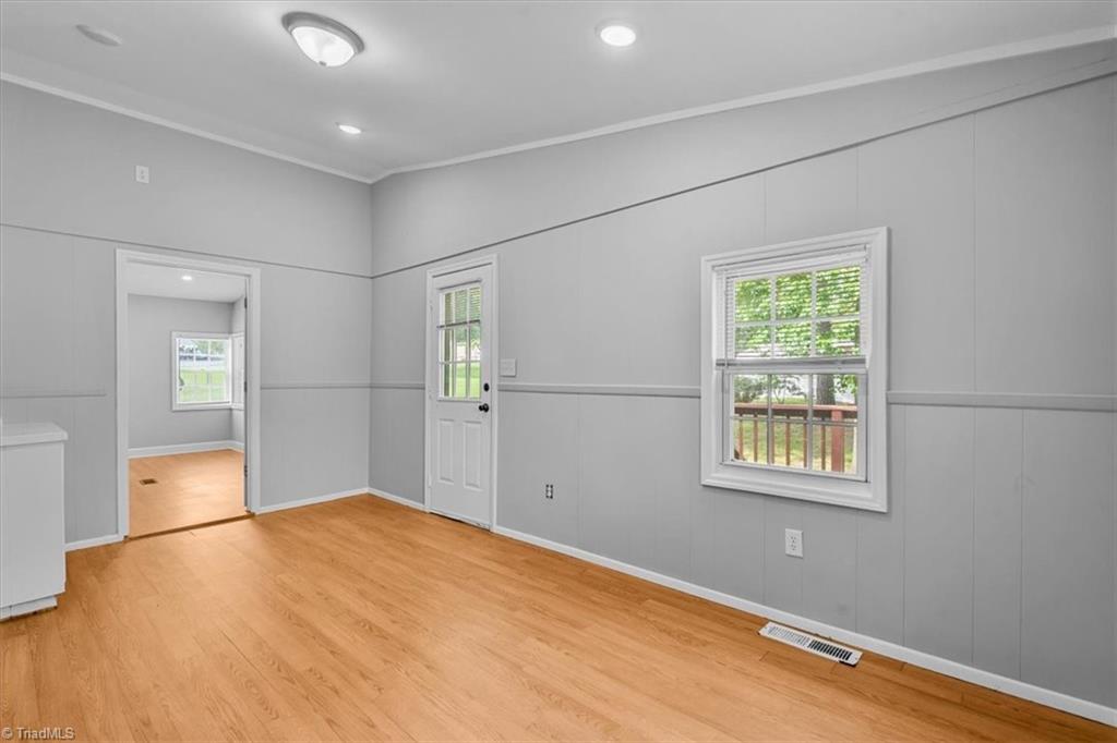 3673 Meadowbrook Drive Property Photo 14