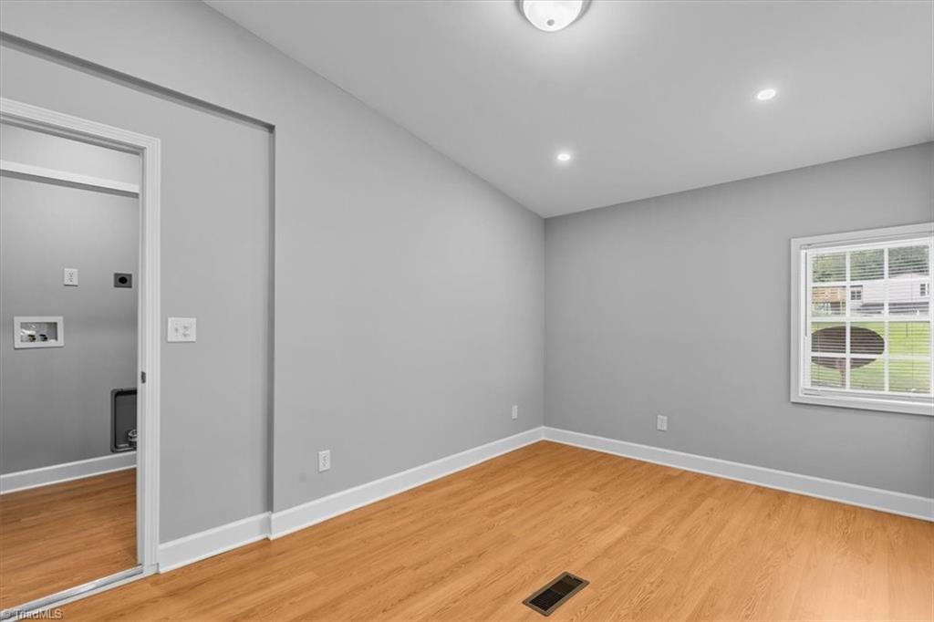 3673 Meadowbrook Drive Property Photo 24