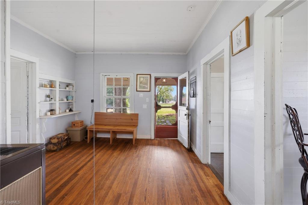 985 Traphill Road Property Photo 8