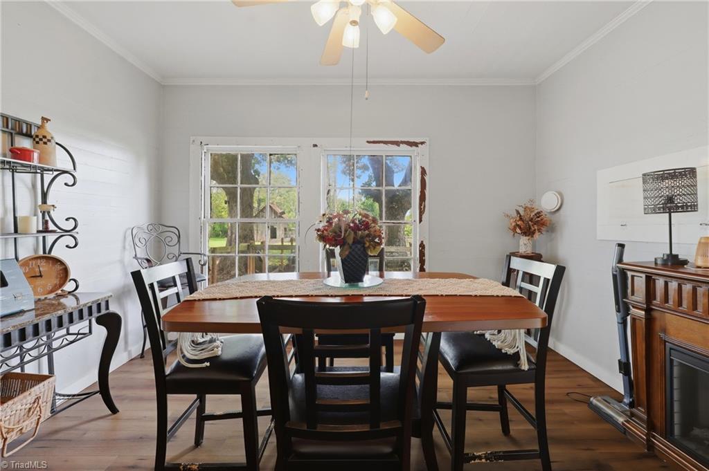 985 Traphill Road Property Photo 17