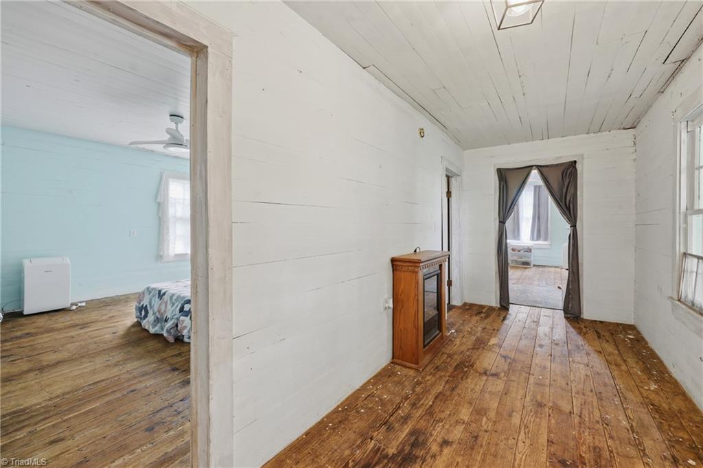 985 Traphill Road Property Photo 26