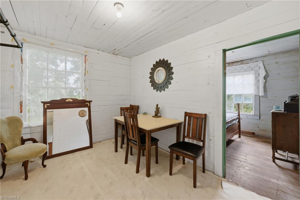 985 Traphill Road Property Photo 29
