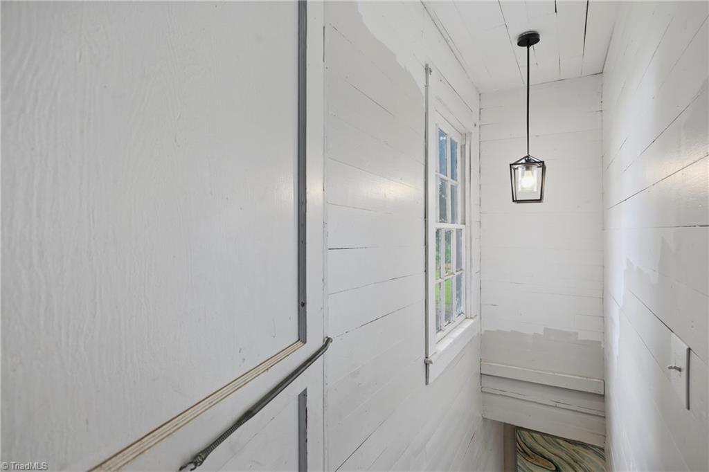 985 Traphill Road Property Photo 38
