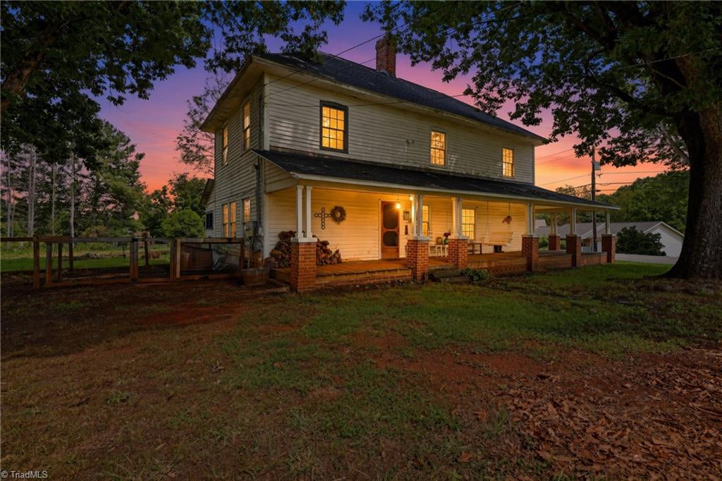 985 Traphill Road Property Photo 45