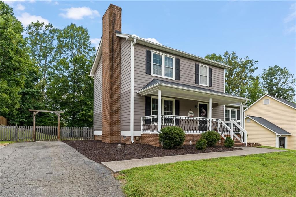 7108 Avenbury Circle Property Photo 2