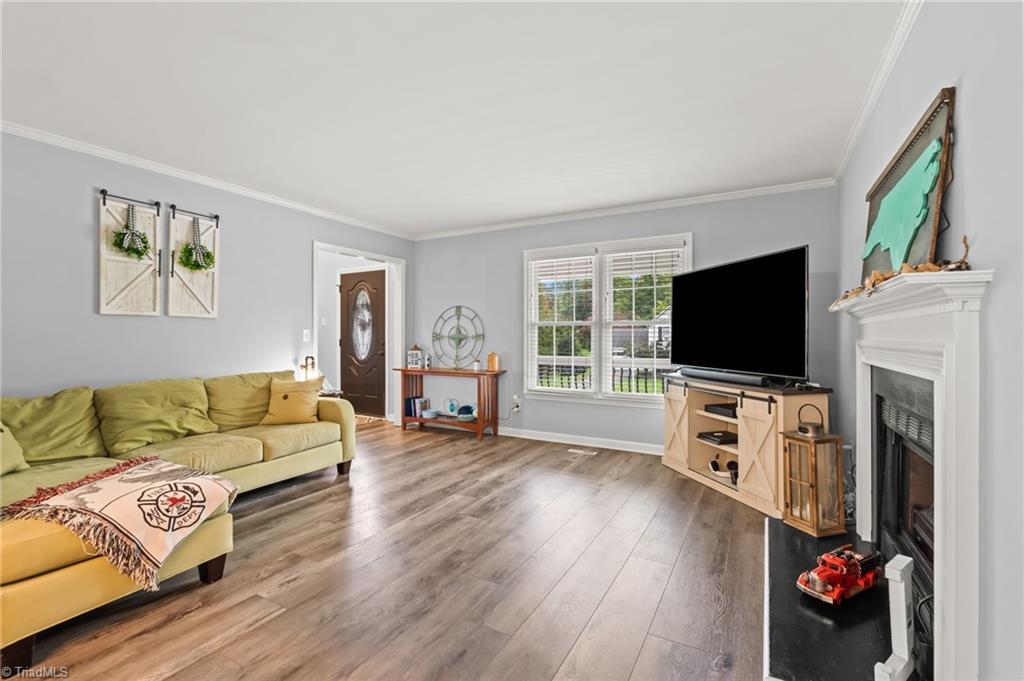 7108 Avenbury Circle Property Photo 6