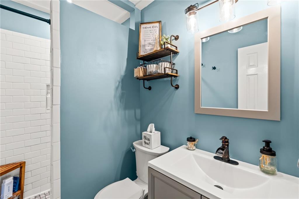 7108 Avenbury Circle Property Photo 12