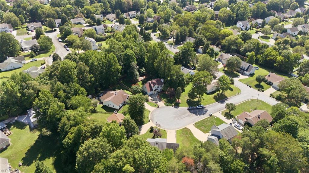 1704 Crinan Court Property Photo 39