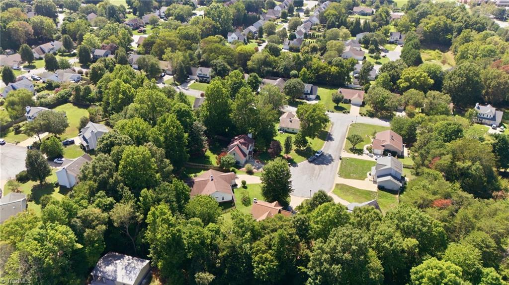 1704 Crinan Court Property Photo 40