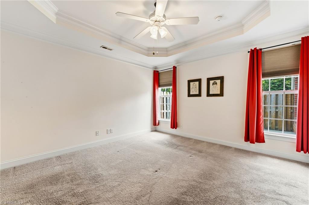 5252 Esher Drive Property Photo 16