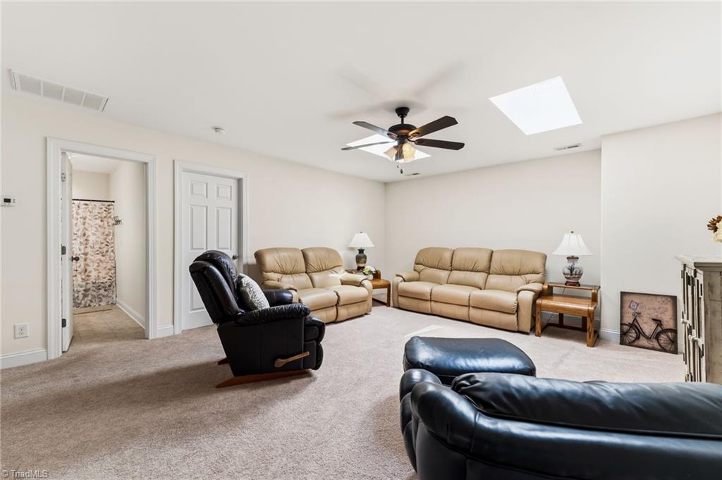 5252 Esher Drive Property Photo 25