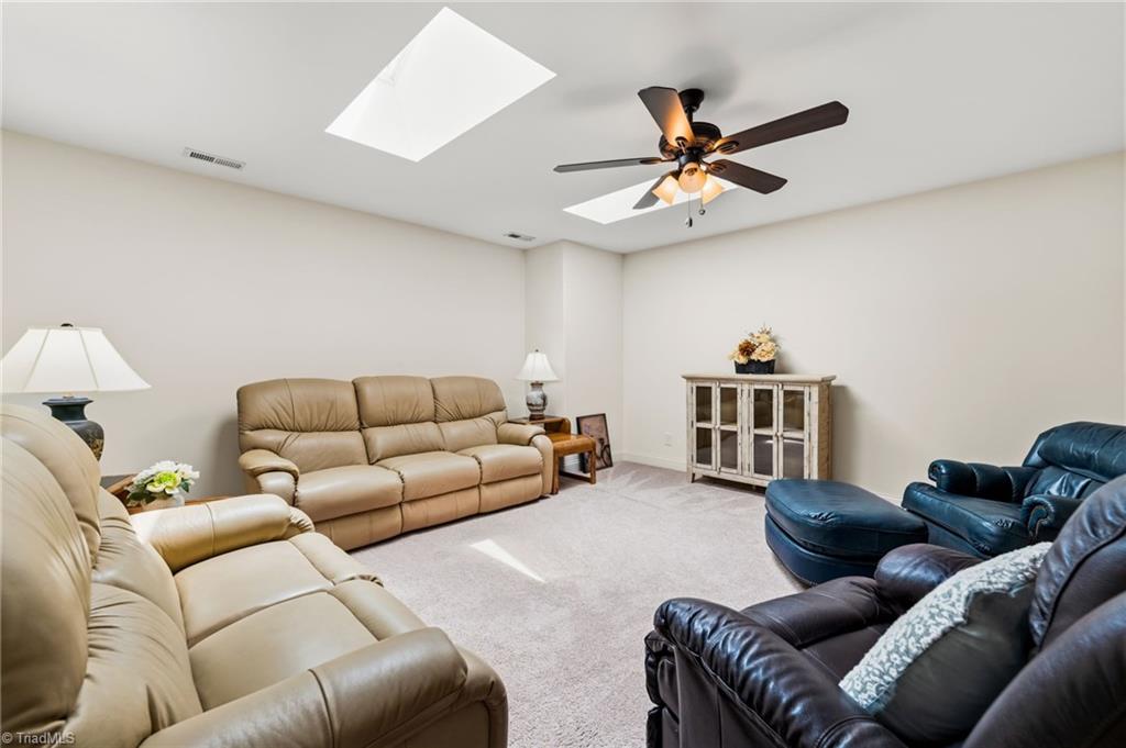 5252 Esher Drive Property Photo 26