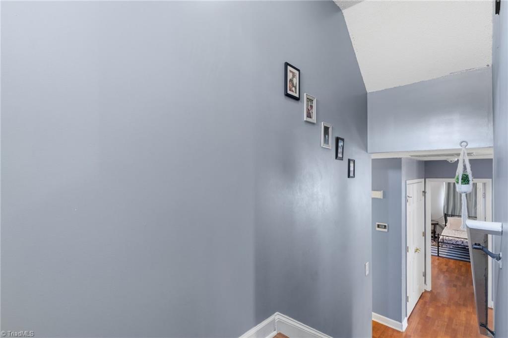 1448 Hawkcrest Lane Property Photo 26