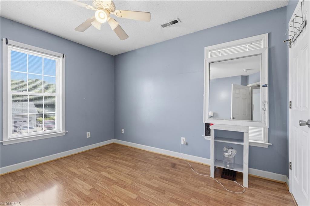 1448 Hawkcrest Lane Property Photo 29