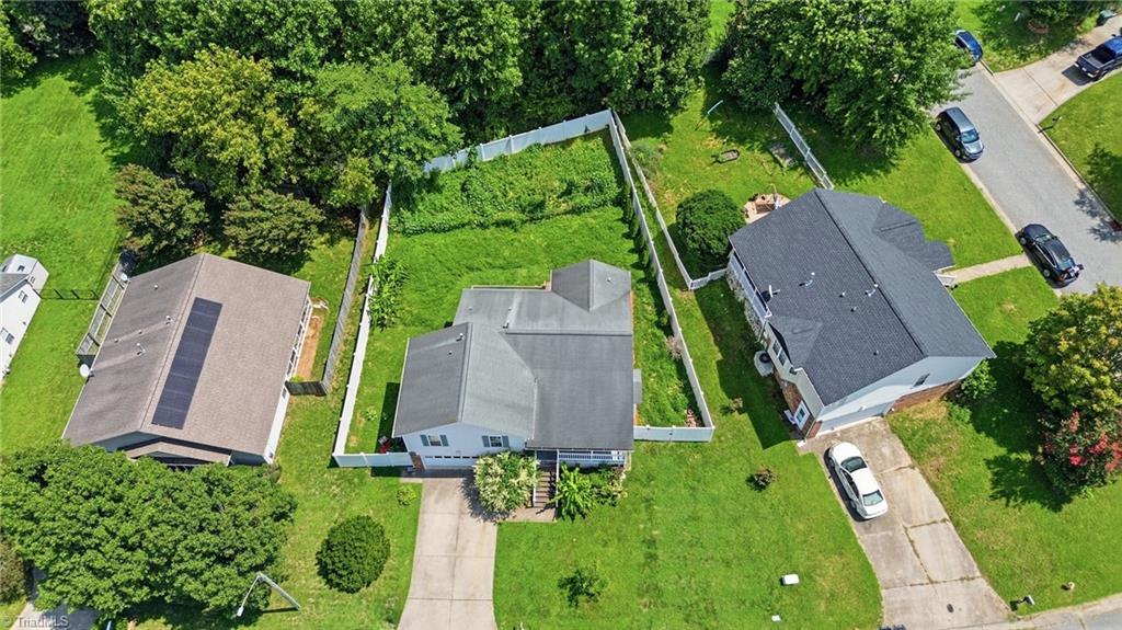 1448 Hawkcrest Lane Property Photo 41