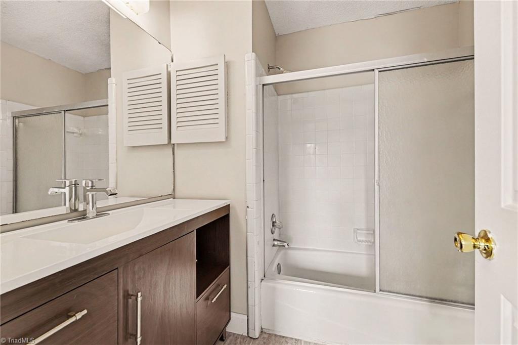 1100 Yellowbell Place Property Photo 11