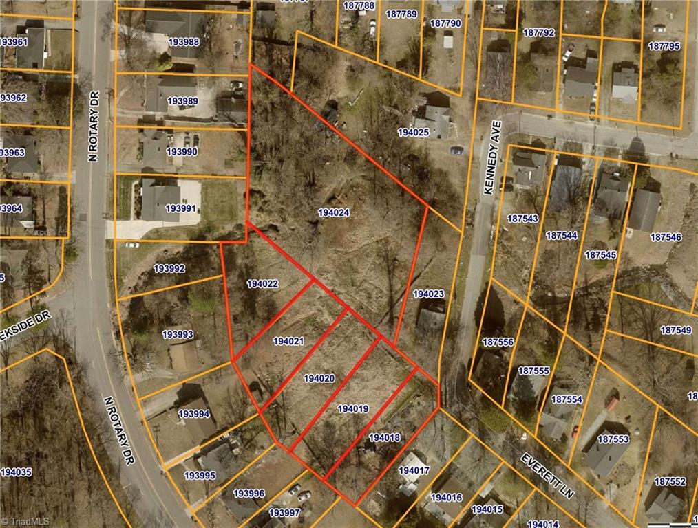 615-623 Everett Lane Property Photo 1