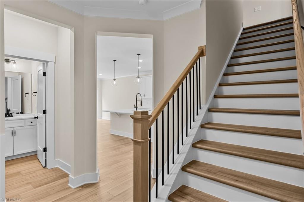 5213 Maple Blossom Trail Property Photo 5