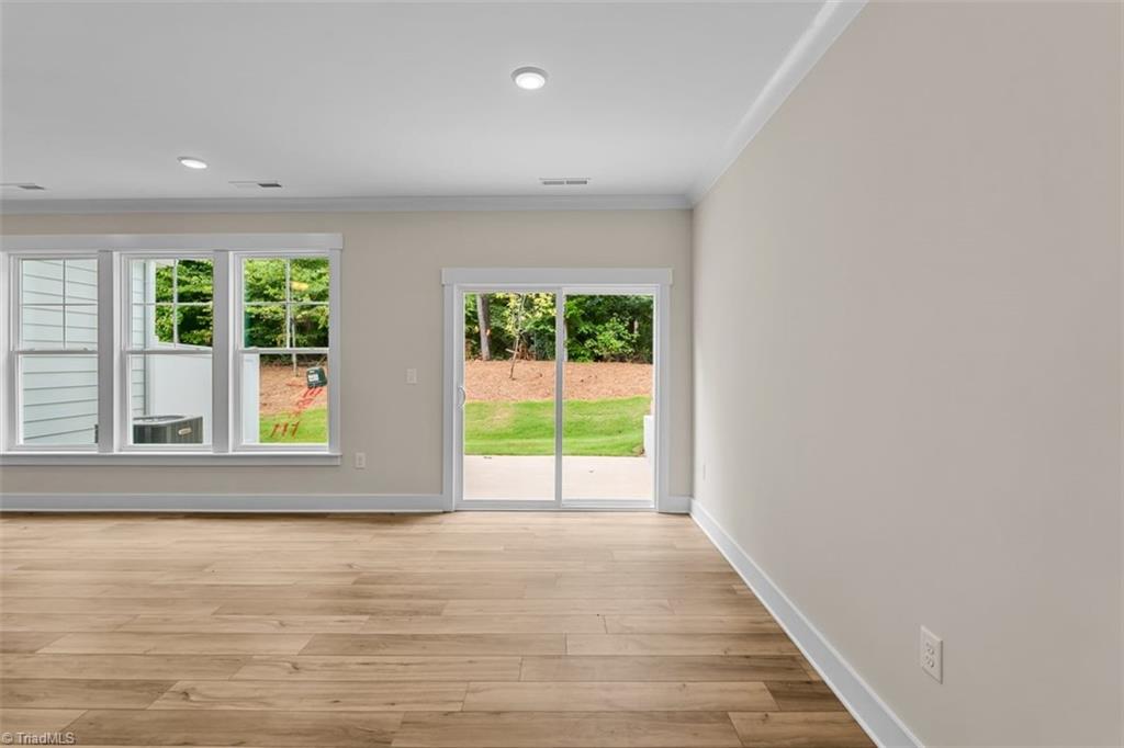5213 Maple Blossom Trail Property Photo 15
