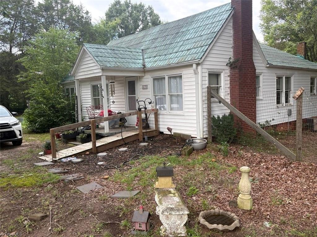 633 Cherry Hill Road Property Photo 1