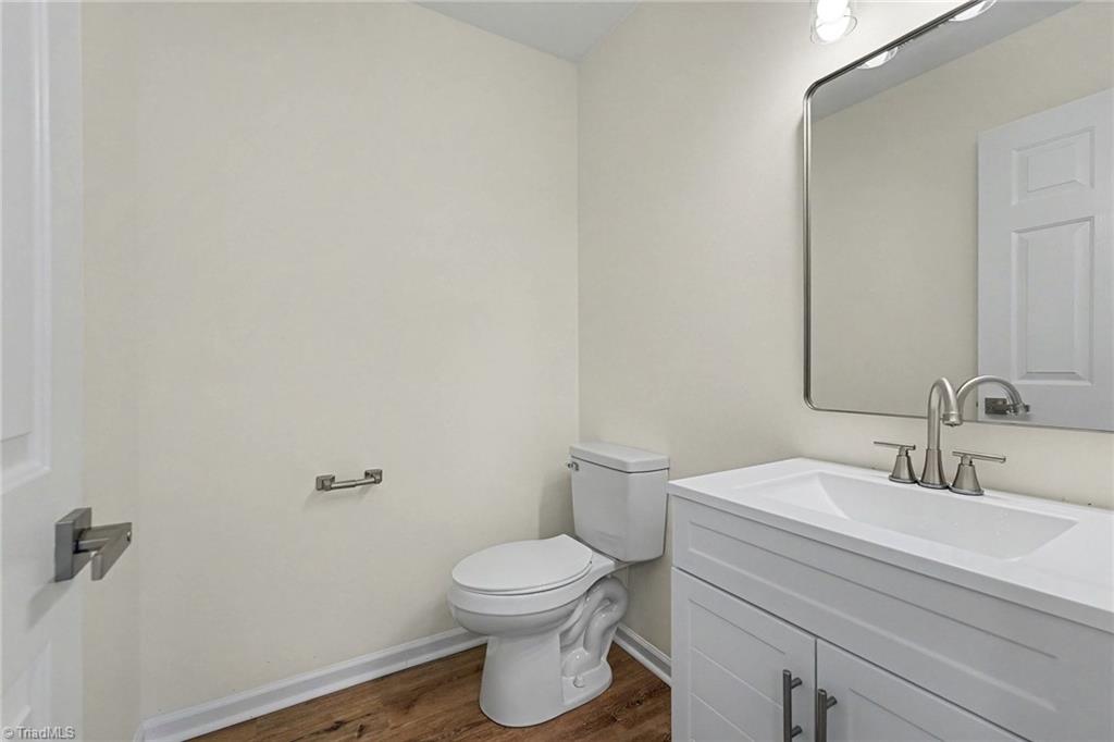 112 Parkview Court Property Photo 12
