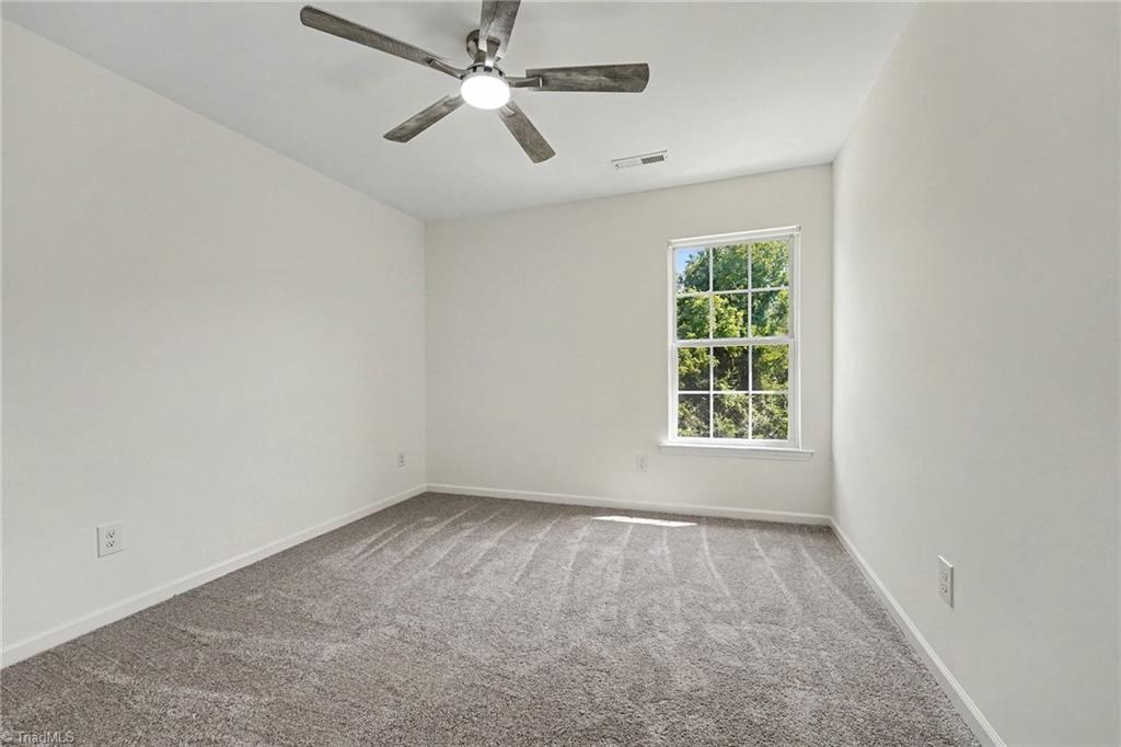 112 Parkview Court Property Photo 21