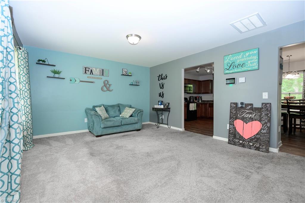 835 Oak Bend Drive Property Photo 6
