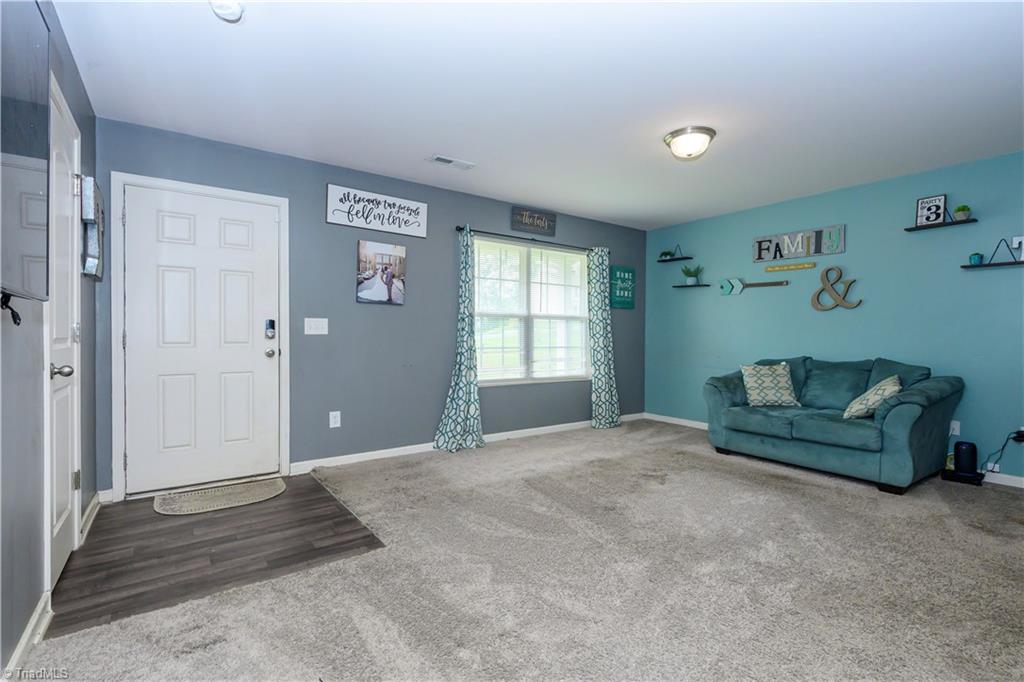 835 Oak Bend Drive Property Photo 7